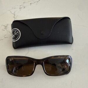 Ray-Ban Tortoise Rectangular Sunglasses Brown Lens Classic Unisex Retro Classic